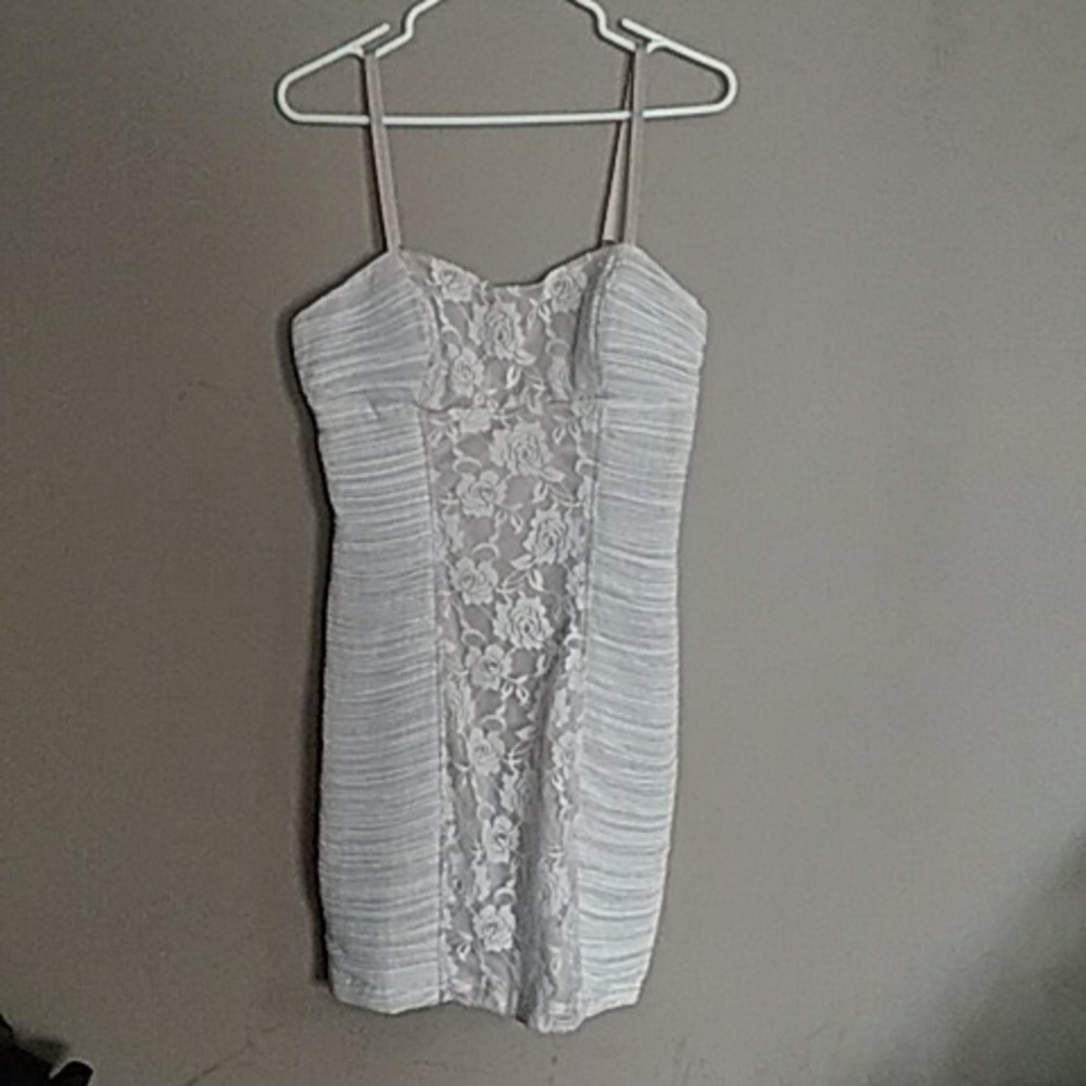 Katia dress size large